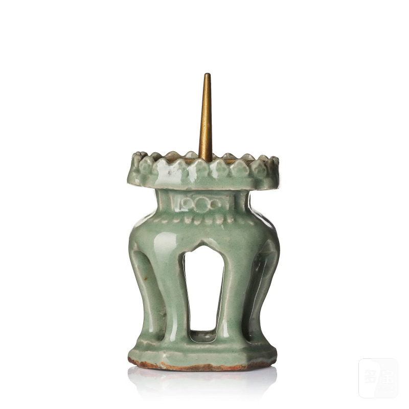 A rare celadon lamp,